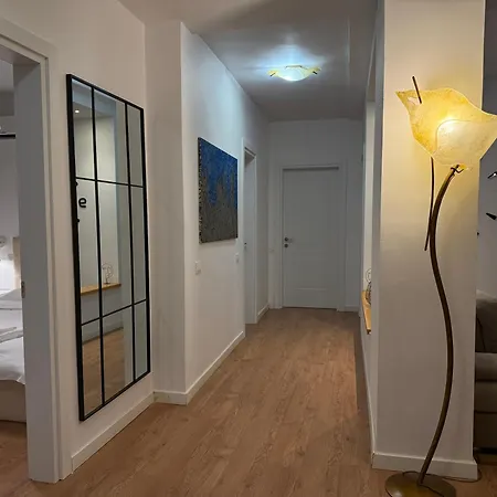 Proper 1 Appartement Tirana