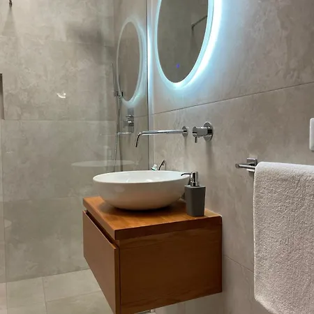 Proper 1 Appartement Tirana