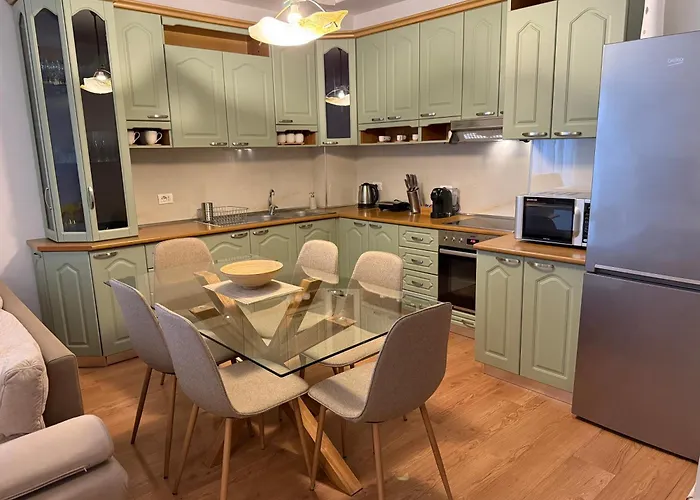 Apartment Proper 1 Tirana