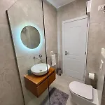 Proper 1 公寓 地拉那