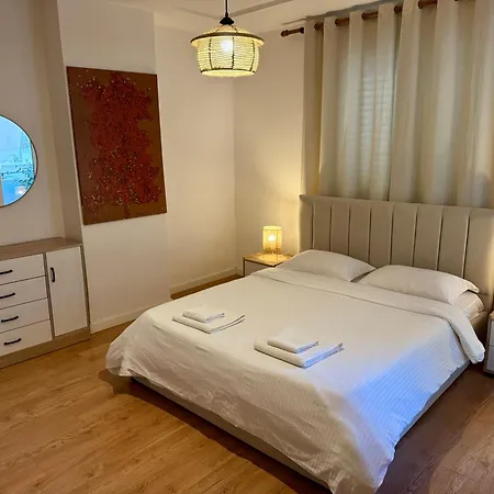 Proper 1 * טיראנה